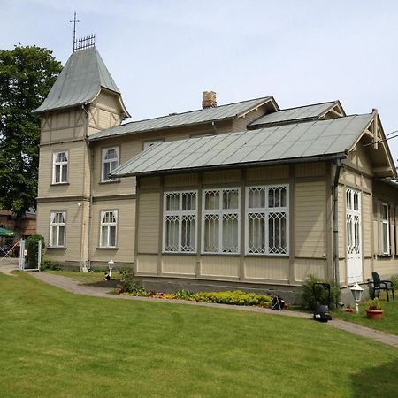 Guesthouse Airava Jurmala Ngoại thất bức ảnh